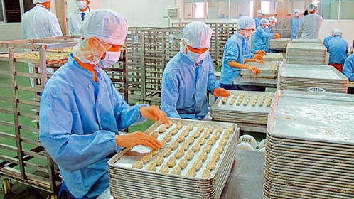 粵企全速生產(chǎn)，供港日用品穩(wěn)增